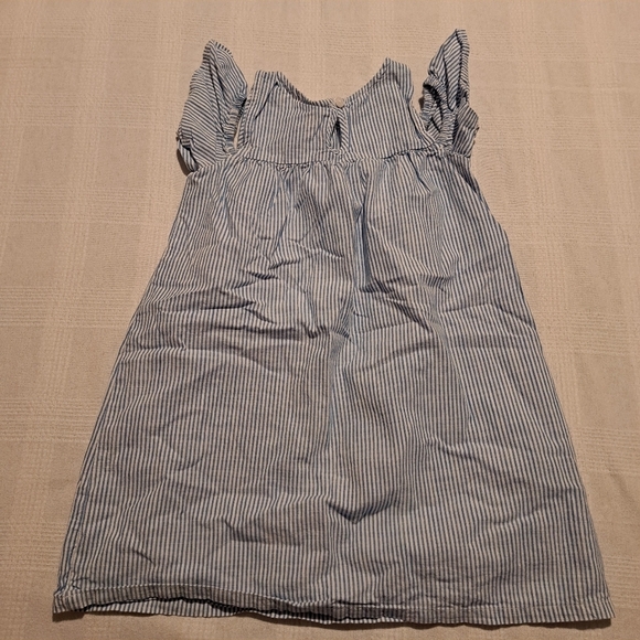 Crazy 8 girls size 5/6 cold shoulder blue & white striped dress - Picture 3 of 5